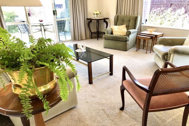 Photo of property in 2/262 Bank Street, Te Awamutu, 3800