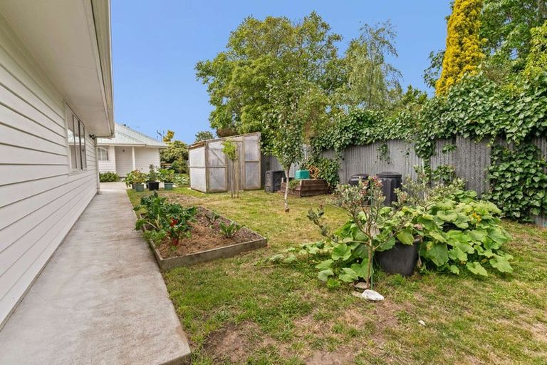 Photo of property in 9 Dennitt Street, New Brighton, Christchurch, 8083