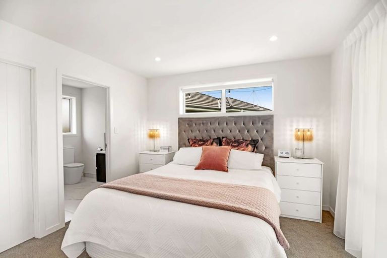 Photo of property in 7 Magnolia Lane, Kelvin Grove, Palmerston North, 4414