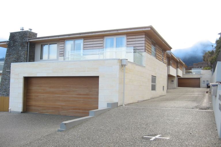 Photo of property in 55d Kent Street, Queenstown, 9300