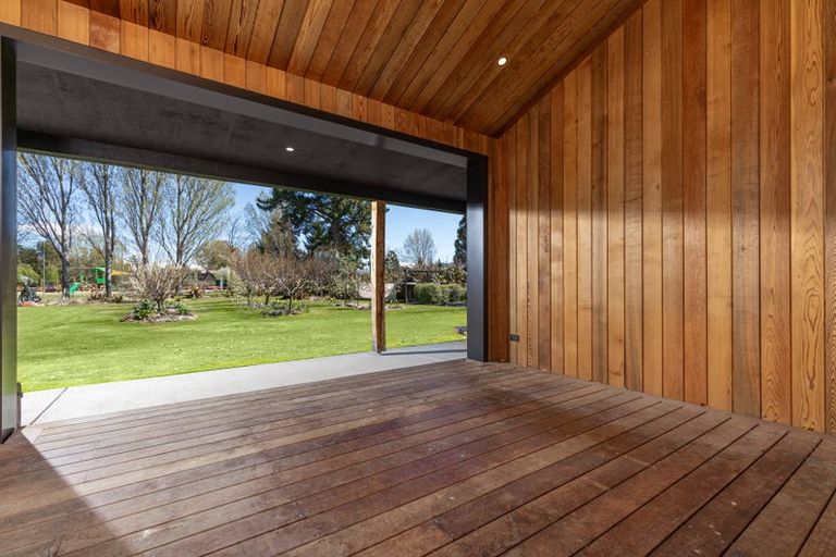Photo of property in 5 Loach Road, Hawea Flat, Wanaka, 9382