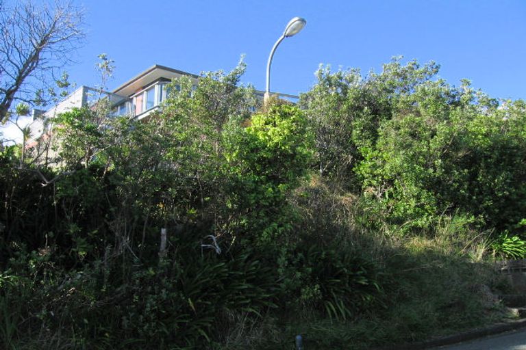 Photo of property in 10 Roys Road, Plimmerton, Porirua, 5026