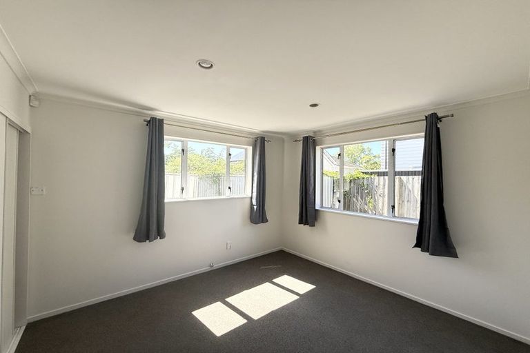 Photo of property in 2/16 Tika Street, Riccarton, Christchurch, 8041