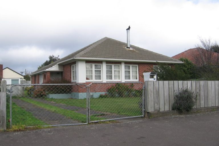 Photo of property in 514 Featherston Street, Roslyn, Palmerston North, 4414