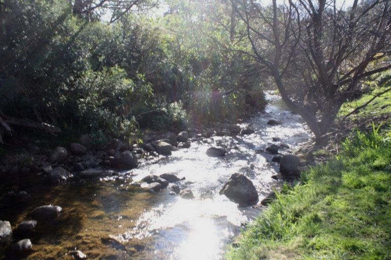 Photo of property in 32 Waiomu Valley Road, Waiomu, Thames, 3575