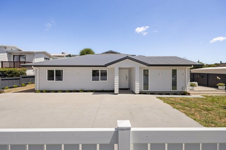 Photo of property in 1/11 Walsh Street, Forest Lake, Hamilton, 3200