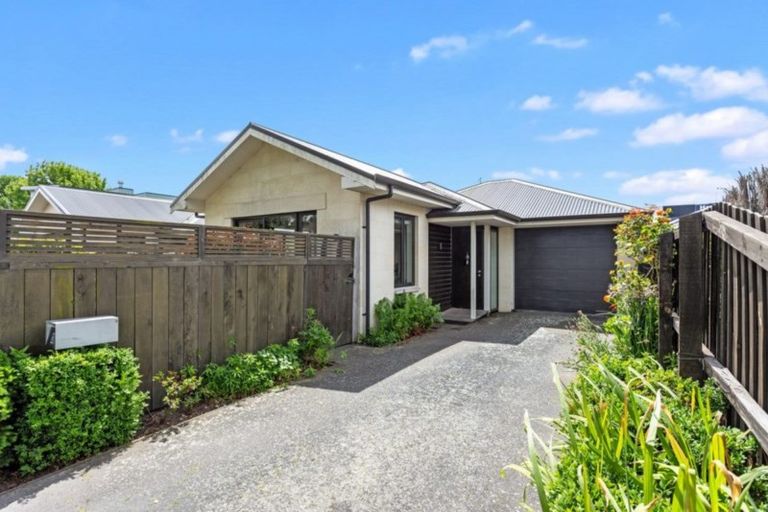 Photo of property in 2b Bevin Place, Bryndwr, Christchurch, 8053