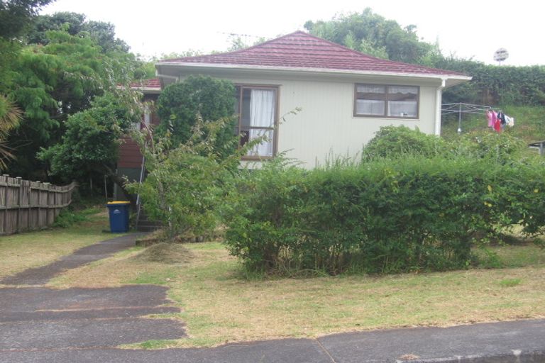 Photo of property in 6 Garner Place, Glenfield, Auckland, 0629