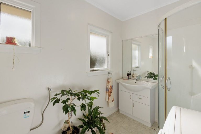 Photo of property in 11 Lisbon Street, Greerton, Tauranga, 3112