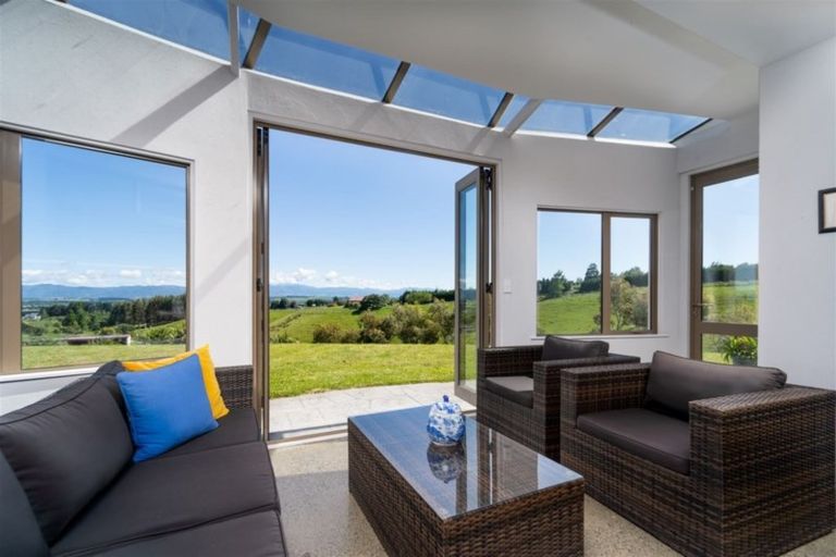 Photo of property in 89 Sutherland Drive, Martinborough, 5781