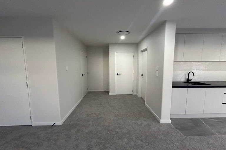 Photo of property in 41b Gracechurch Drive, Flat Bush, Auckland, 2016