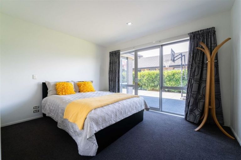 Photo of property in 32 Buckhurst Avenue, Wigram, Christchurch, 8042