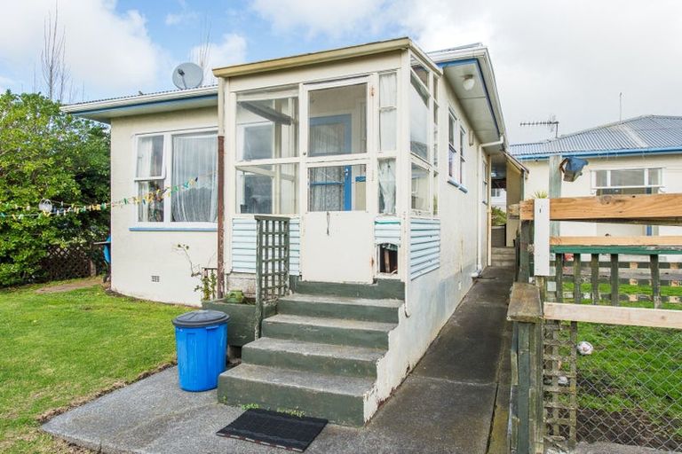 Photo of property in 34 Toi Street, Tawhero, Whanganui, 4501