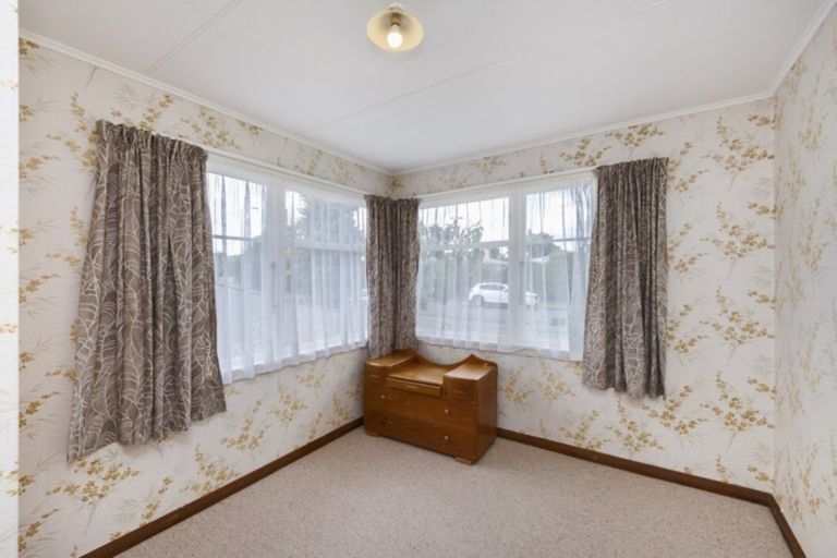 Photo of property in 14 Dorset Crescent, Hokowhitu, Palmerston North, 4410