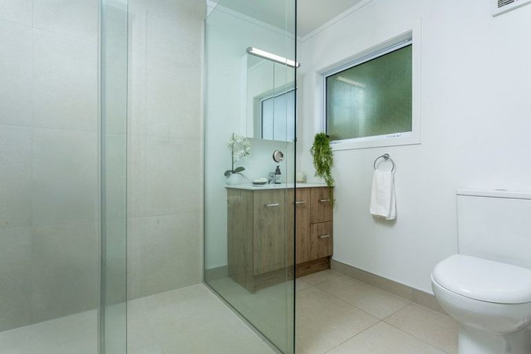 Photo of property in 1/13a Eban Avenue, Hillcrest, Auckland, 0627