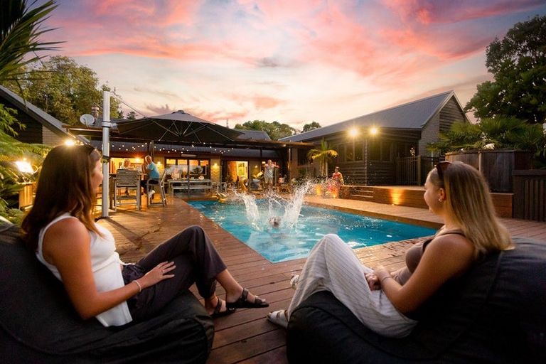 Photo of property in 531 Frankley Road, Hurworth, New Plymouth, 4371