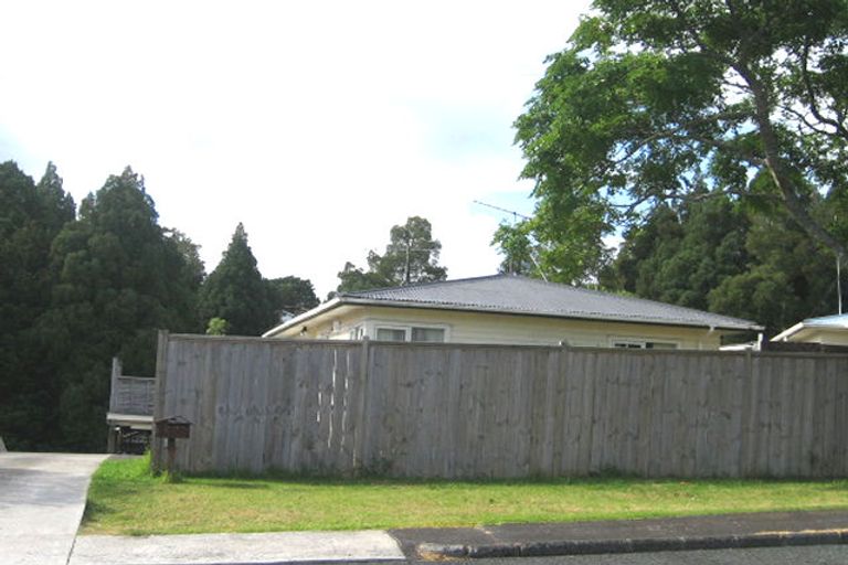 Photo of property in 1/47 Moore Street, Hillcrest, Auckland, 0627