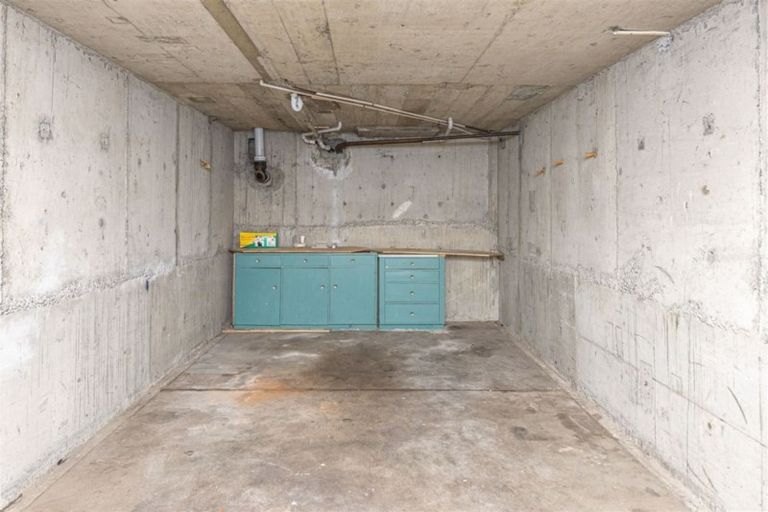 Photo of property in 73b Great North Road, Saint Johns Hill, Whanganui, 4501