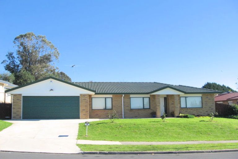 Photo of property in 69 Castlefinn Drive, Weymouth, Auckland, 2103