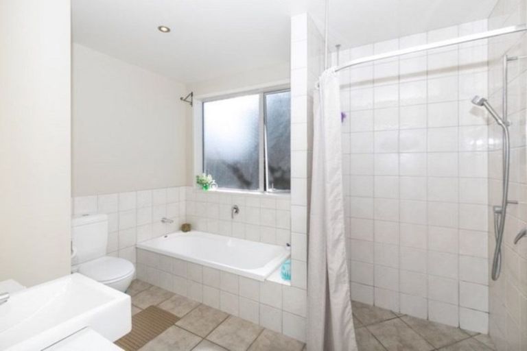 Photo of property in 22e Sayer Street, Frankton, Hamilton, 3204