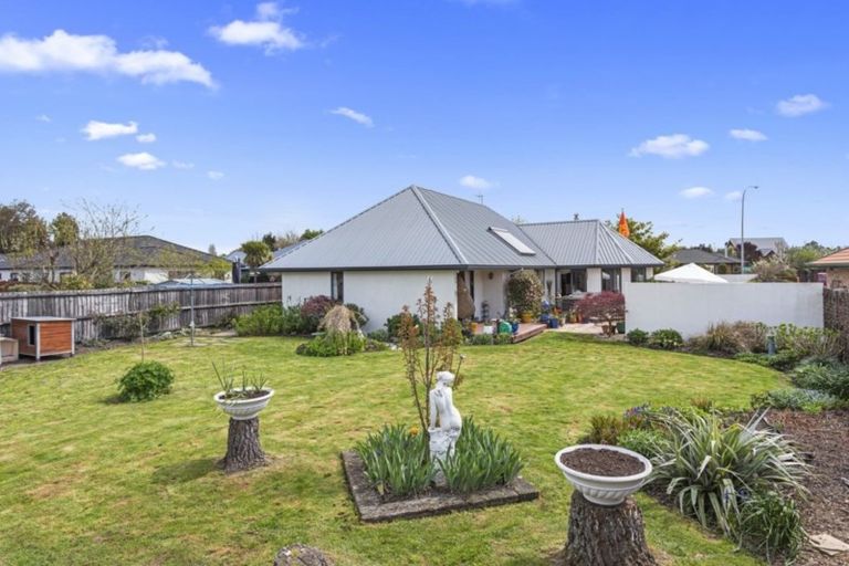 Photo of property in 38 Woodglen Drive, Woodend, 7610