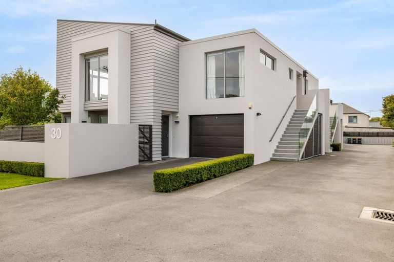 Photo of property in 26 Springfield Road, Saint Albans, Christchurch, 8014