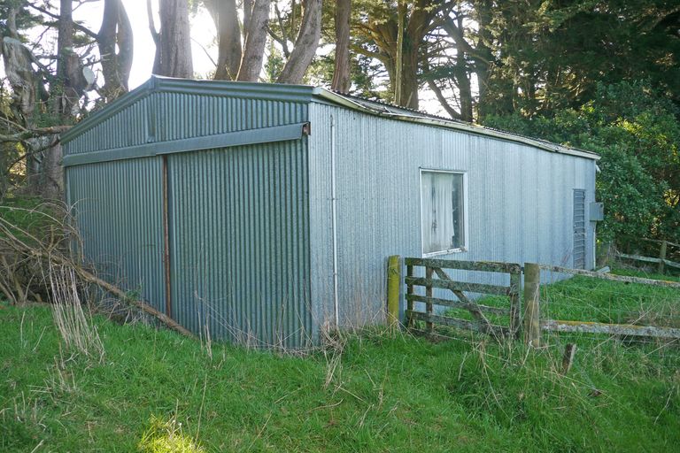 Photo of property in 930 Highcliff Road, Highcliff, Dunedin, 9077