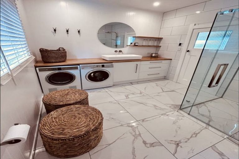 Photo of property in 27a Goldsmith Road, Hospital Hill, Napier, 4110