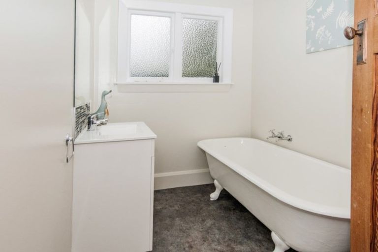 Photo of property in 4 Thornton Street, Darfield, 7510