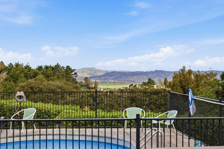Photo of property in 11 Cameron Town Road, Pukekohe, 2678