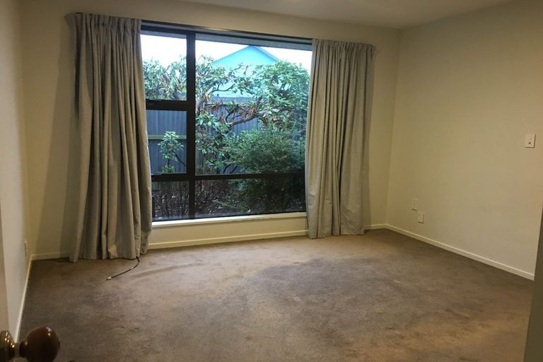 Photo of property in 2/6 Topaz Place, Bishopdale, Christchurch, 8053