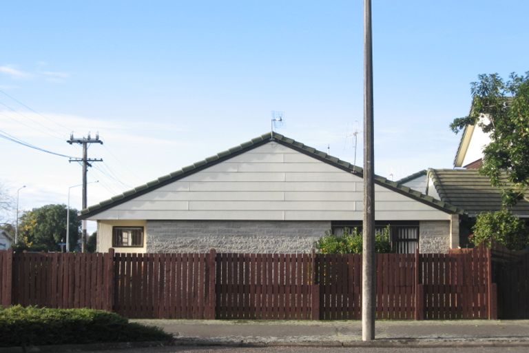 Photo of property in 2/511 Avenue Road West, Hastings, 4122