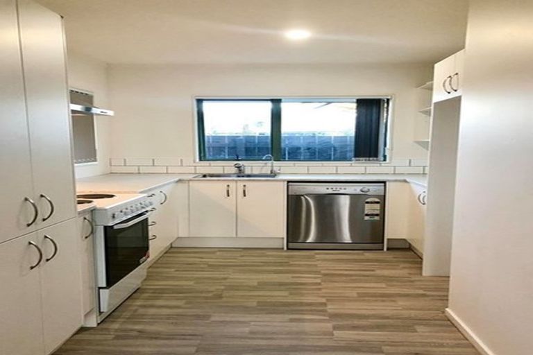 Photo of property in 109 Kindergarten Drive, Conifer Grove, Takanini, 2112