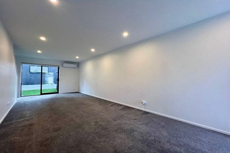 Photo of property in 2/14 Wilsher Crescent, Henderson, Auckland, 0612