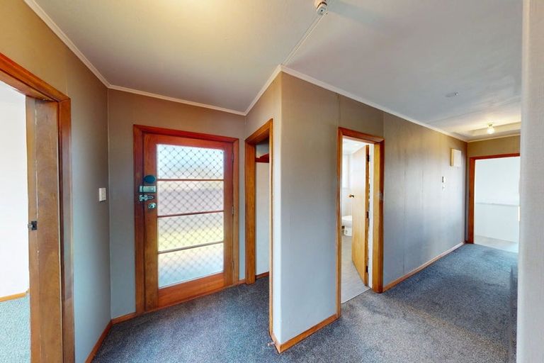 Photo of property in 41 Ellesmere Crescent, Highbury, Palmerston North, 4412