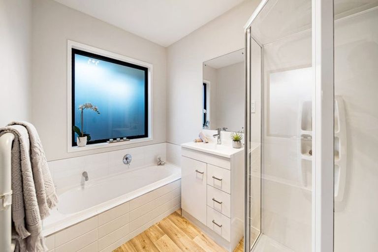 Photo of property in 32 Wallingford Crescent, Rolleston, 7615