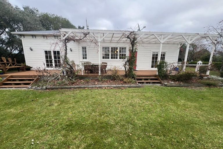 Photo of property in 97 Kuratawhiti Street, Greytown, 5794