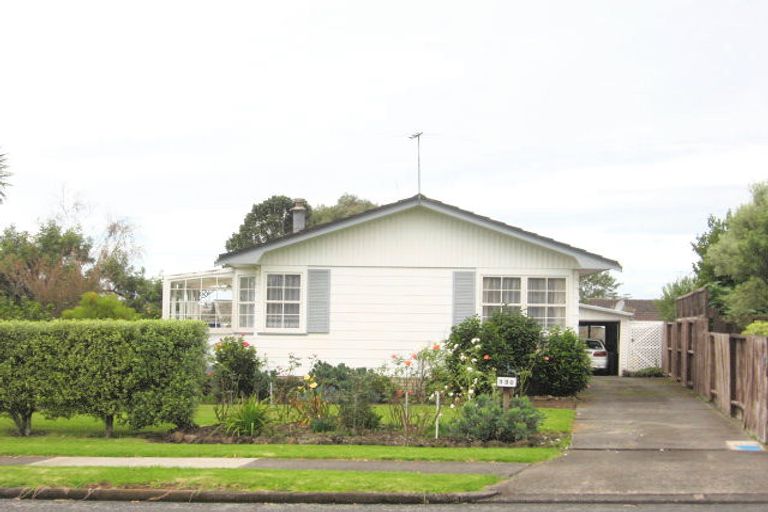 Photo of property in 130 Pigeon Mountain Road, Half Moon Bay, Auckland, 2012