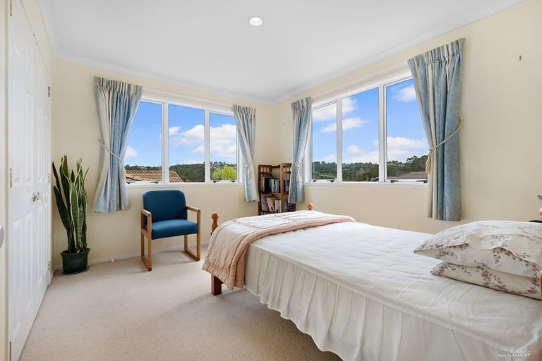 Photo of property in 60 Aberley Road, Schnapper Rock, Auckland, 0632
