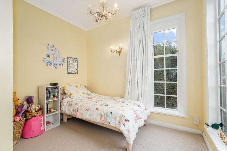 Photo of property in 32 Mccoll Street, Vogeltown, Wellington, 6021