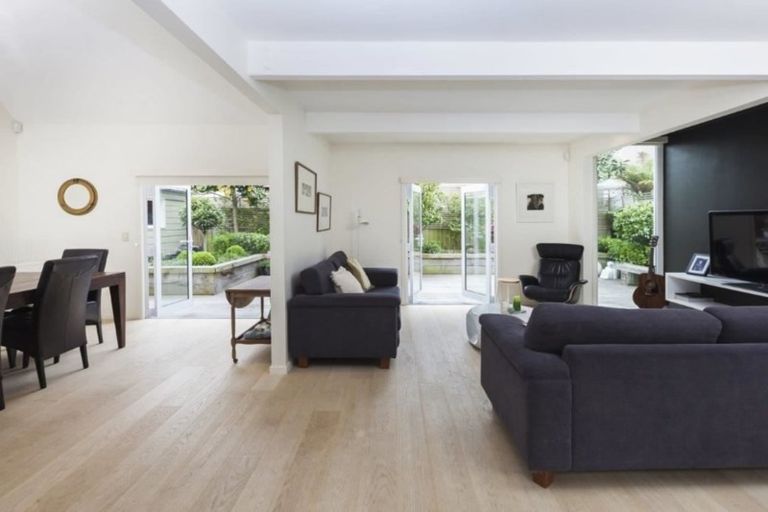 Photo of property in 21a Conference Street, Christchurch Central, Christchurch, 8013