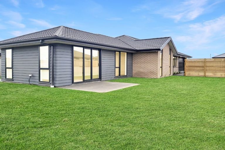 Photo of property in 21 Wigmore Crescent, Rolleston, 7615