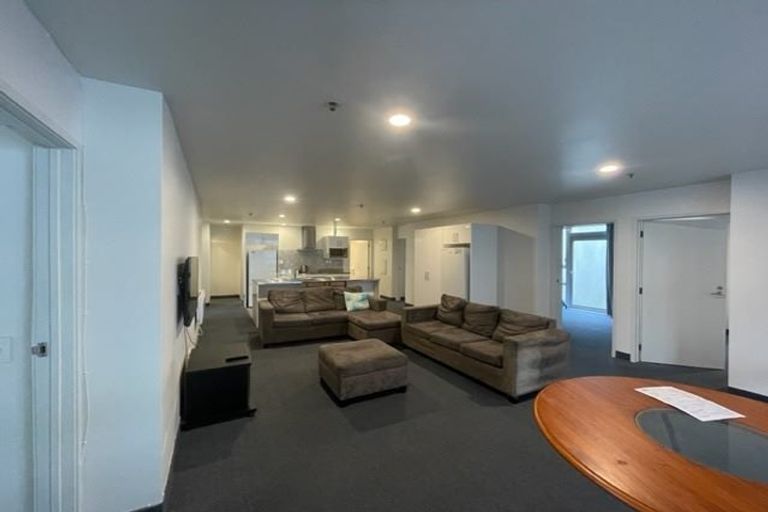 Photo of property in Hanson House, 4/27 Hanson Street, Mount Cook, Wellington, 6021