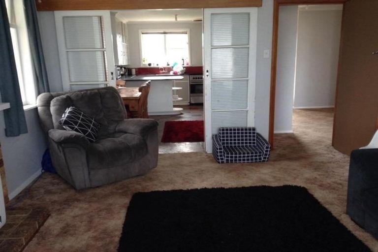 Photo of property in 1 Kauri Street, Levin, 5510