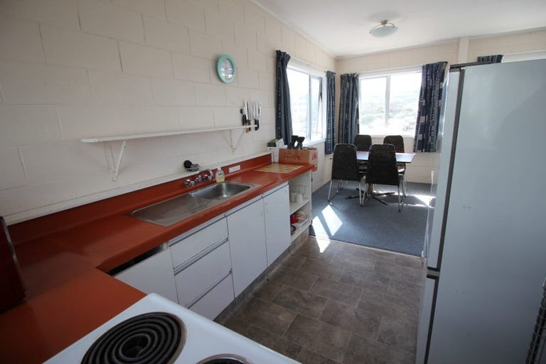 Photo of property in Carillion/the Knoll, 33 Thompson Street, Mount Cook, Wellington, 6011