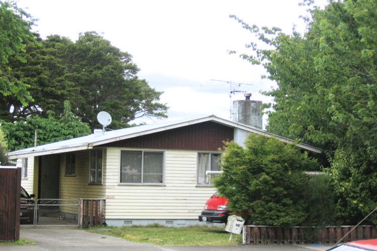 Photo of property in 18 California Drive, Totara Park, Upper Hutt, 5018