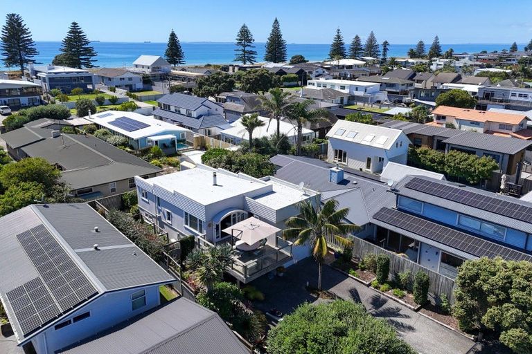 Photo of property in 61 Oceanview Road, Mount Maunganui, 3116