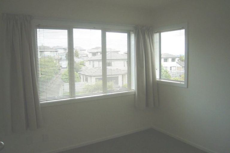 Photo of property in 1/15 Andersons Road, Oteha, Auckland, 0632