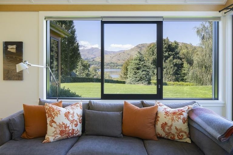 Photo of property in 8 Marshall Avenue, Lake Hayes, Queenstown, 9371