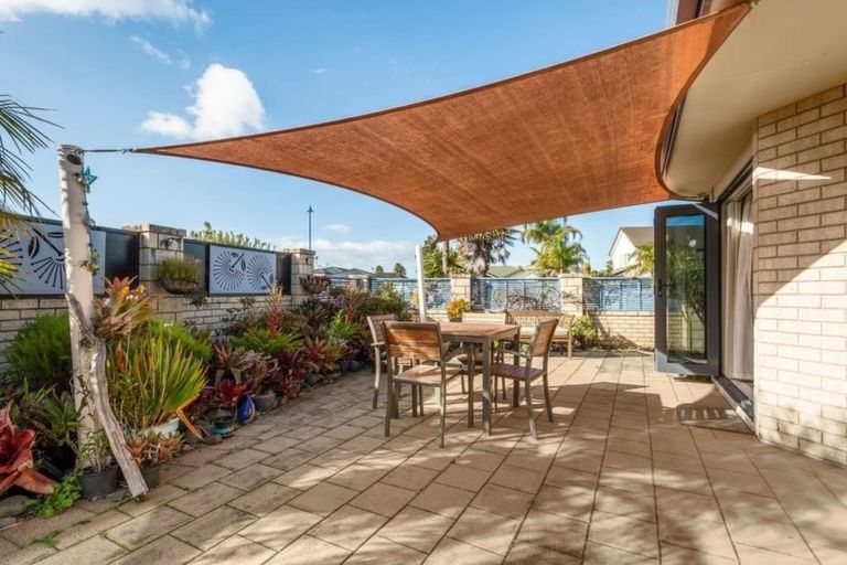 Photo of property in 1 Monte Carlo Key, Papamoa Beach, Papamoa, 3118